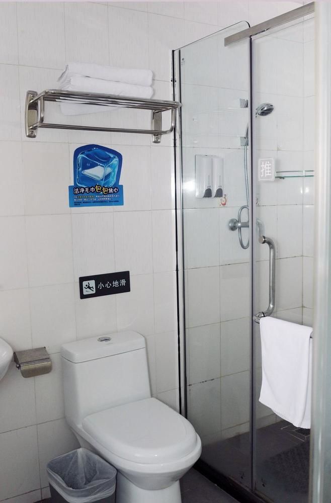 Yuanman Hotel Huizhou Yongwang Plaza Exterior photo